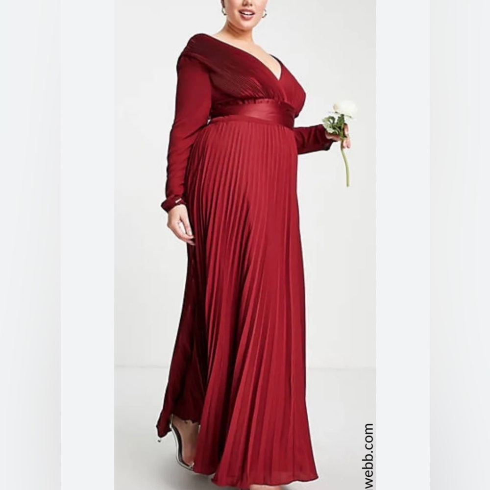 ASOS brand Elegant dark Red Pleated Gown fully lined Chiffon Dress